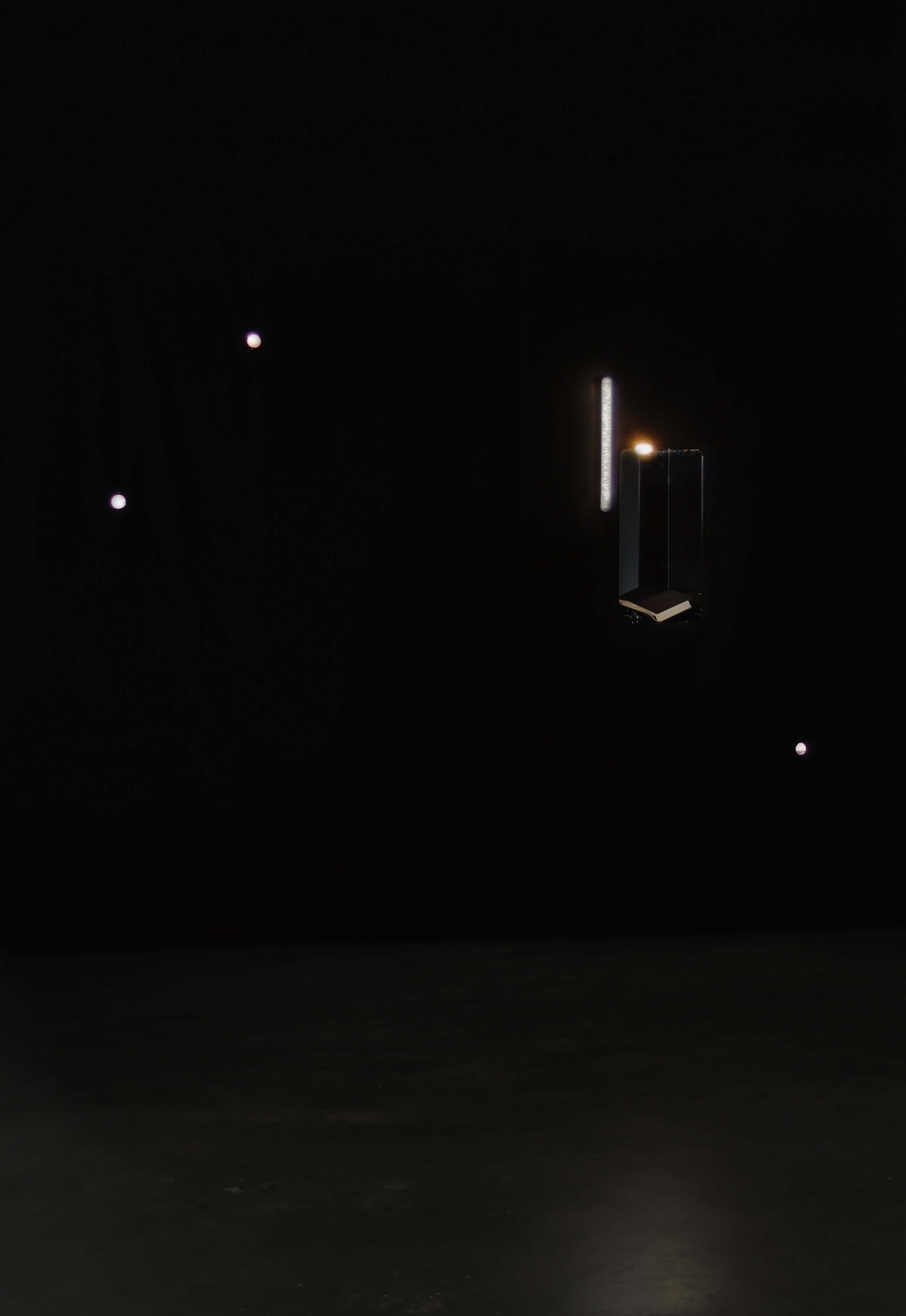 Ghost Screens Unfootaged Radian Lucie Planty